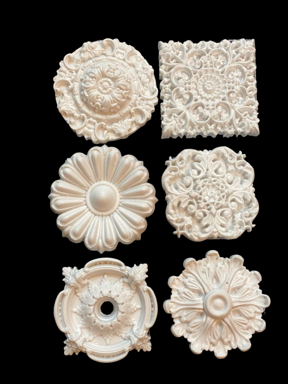 RESIN EMBELLISHMENT - 1