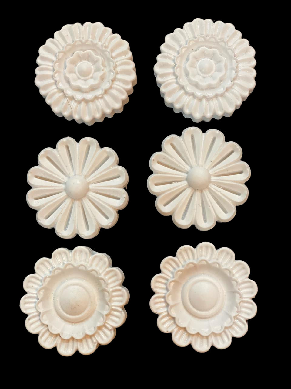 RESIN EMBELLISHMENT - 2