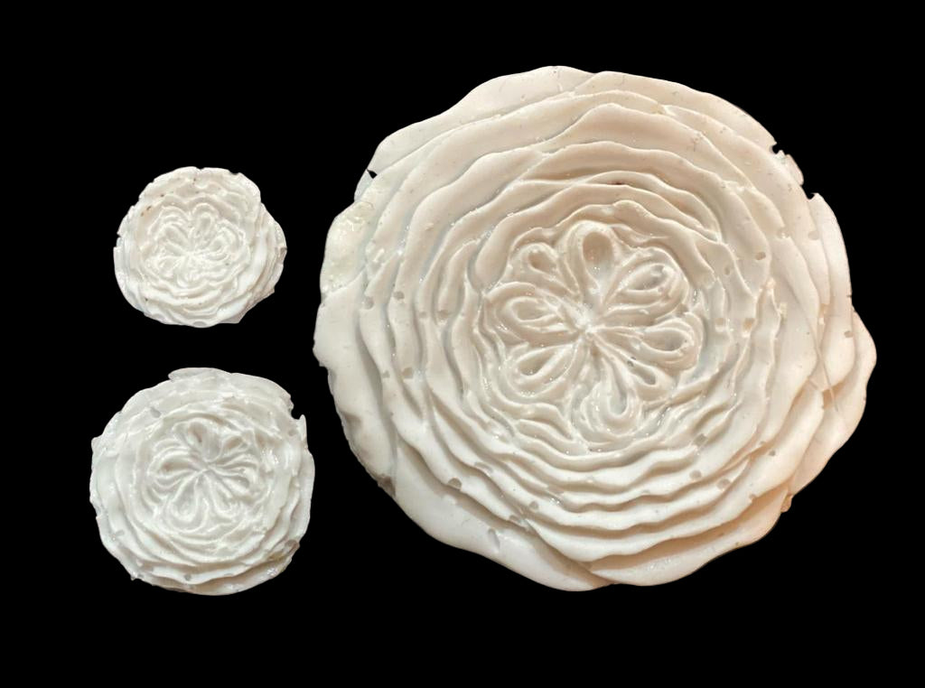RESIN EMBELLISHMENT - 8