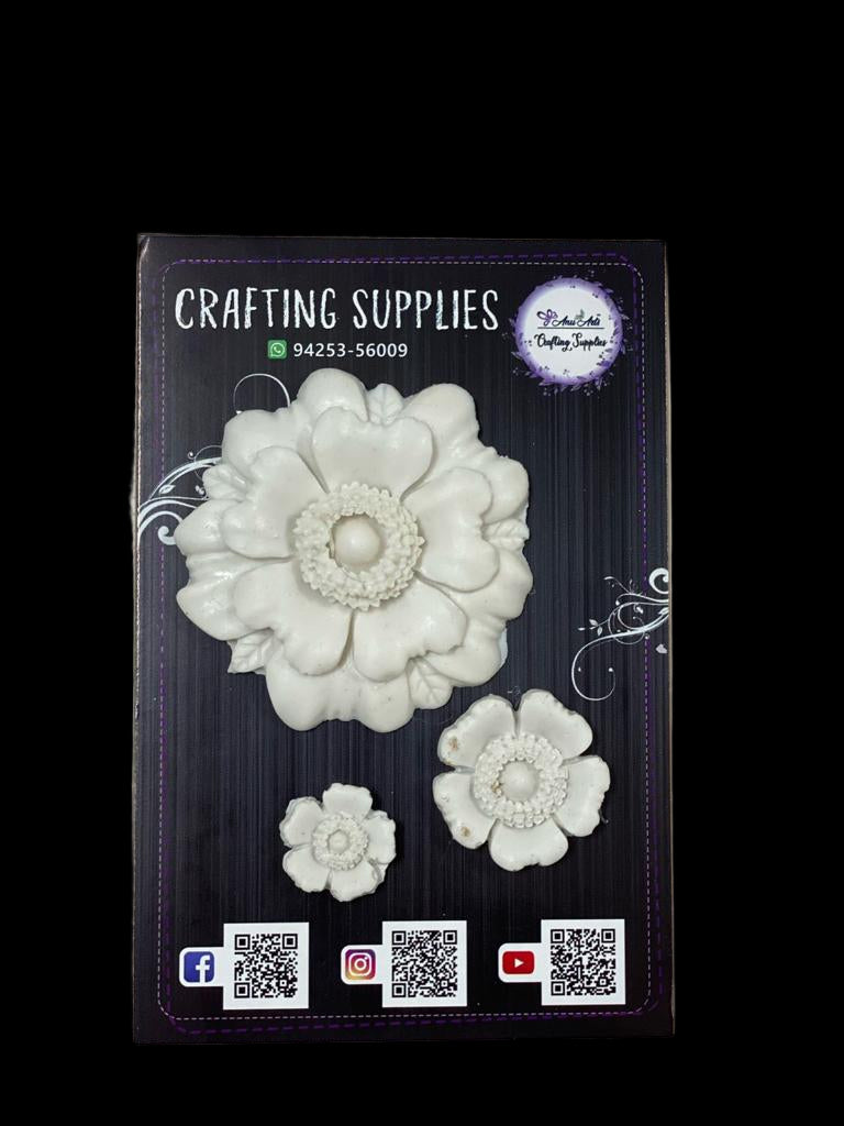RESIN EMBELLISHMENT - 11
